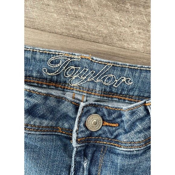 Delia’s Taylor Cropped Capri Jeans Size 1 Embroidered Juniors M1 - Picture 3 of 5